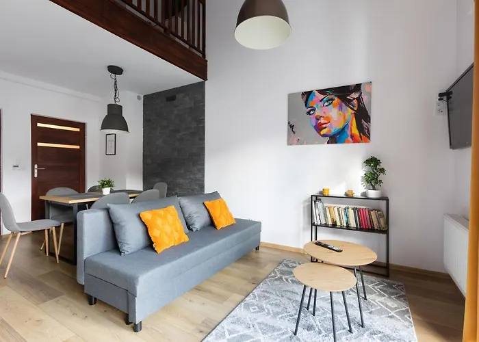 Skandynawski 2-poziomowy Sauna Jacuzzi דירה