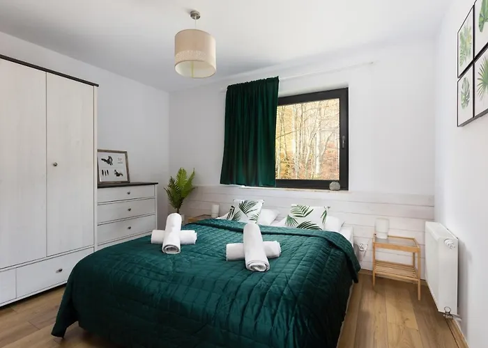 Skandynawski 2-poziomowy Sauna Jacuzzi شتوروك